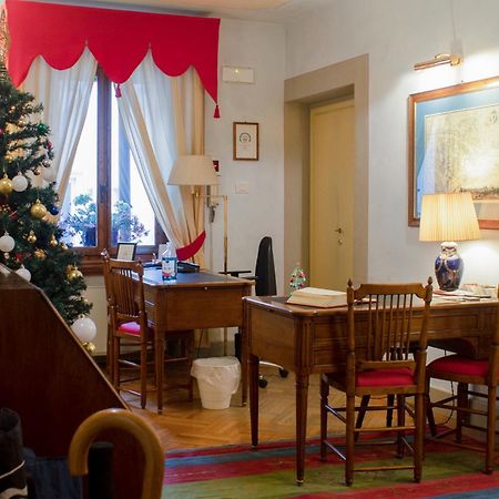 Bed and Breakfast Antica Dimora Johlea Флоренция Экстерьер фото